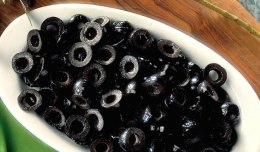 Oliwki czarne krojone 1600 g